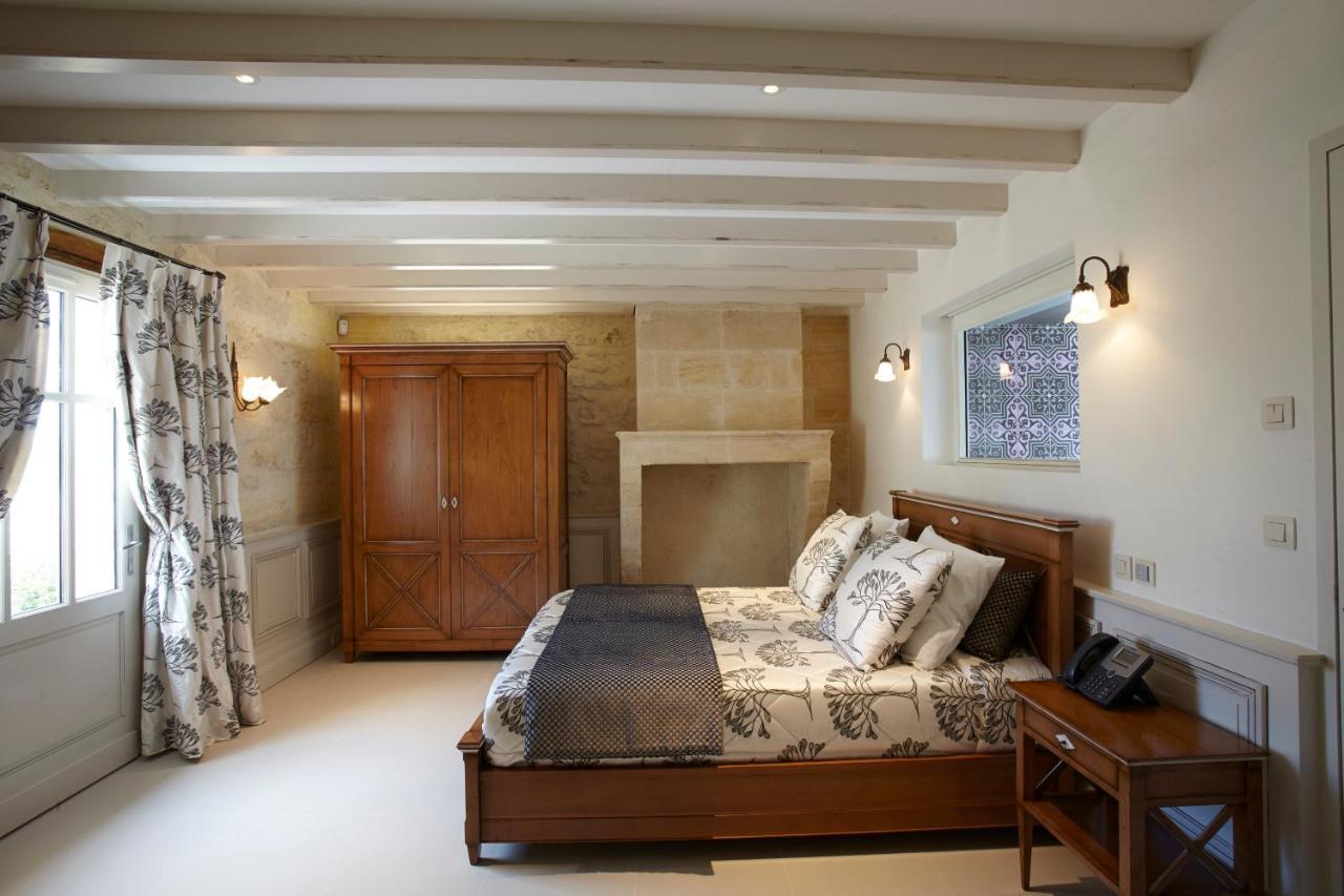 Lussac  Chateau La Rose Perriere חדר תמונה