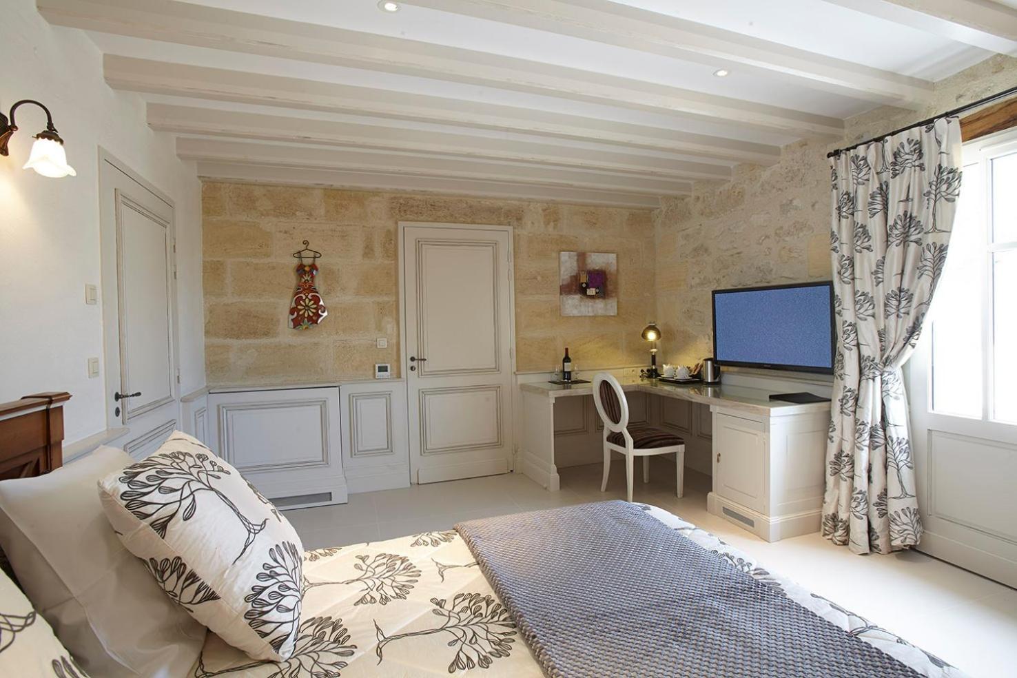 Lussac  Chateau La Rose Perriere חדר תמונה